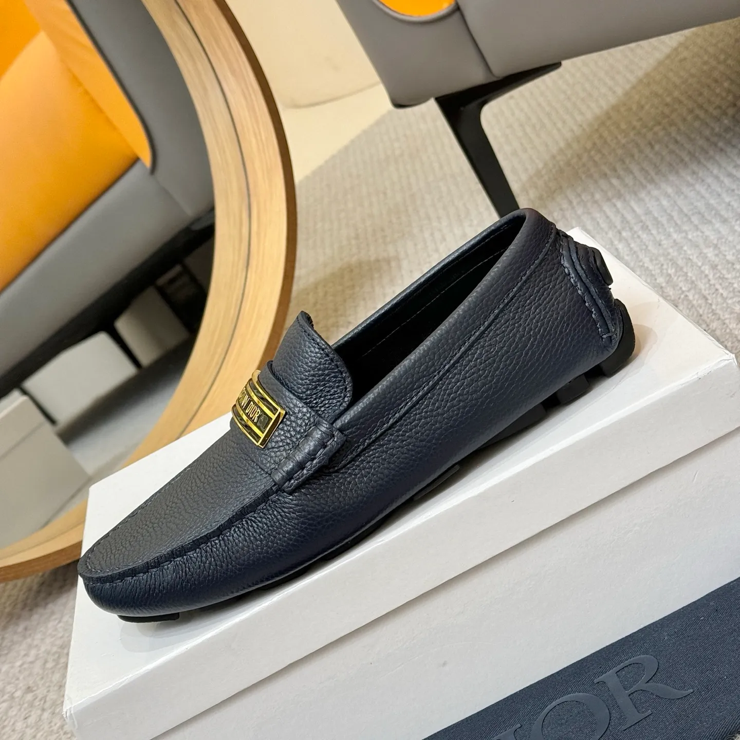Men's clothing and shoes 💰420! (Yangli) Quality DIOR [Dior’s latest arrival] real auction hot-selling Doudou shoes 🔍DIOR) new Doudou shoes 👍Belgian designer Martin Margiela serves as Gucci shoe designer y full of charm, luxury style gentleman upper: imported cowhide, lining with spring sweat-absorbent first-layer sheepskin. Outsole Brand outsole, the last stitching on the bottom will never come off; equipped with classic Gucci exquisite hardware C D buckle💋The whole pair of shoes is fashionable and casual without losing high-end style; standard 38-46